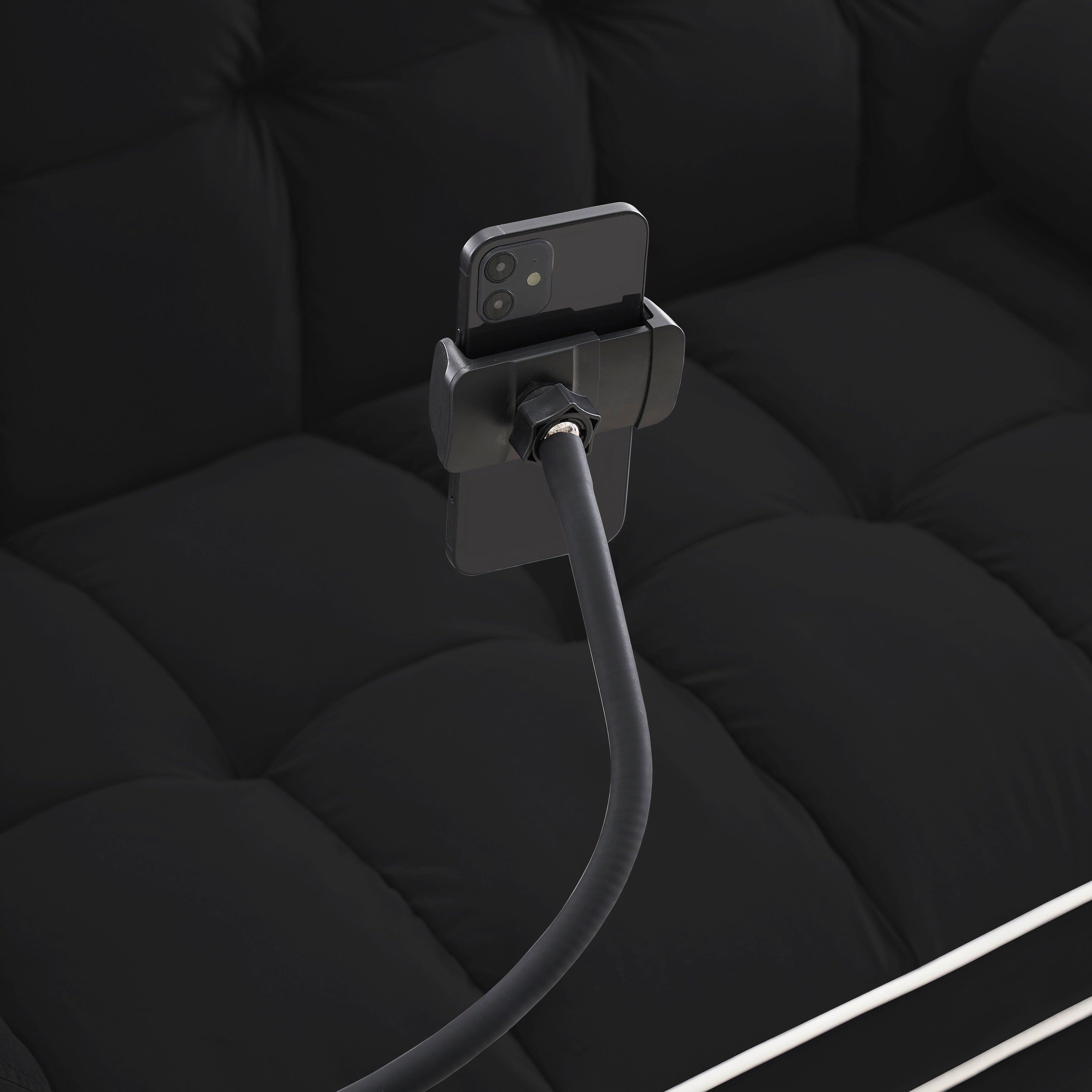 Canapé-lit convertible en velours de 139 cm (55 pouces) à 2 places avec lit escamotable, dossier inclinable, poches latérales et porte-téléphone.