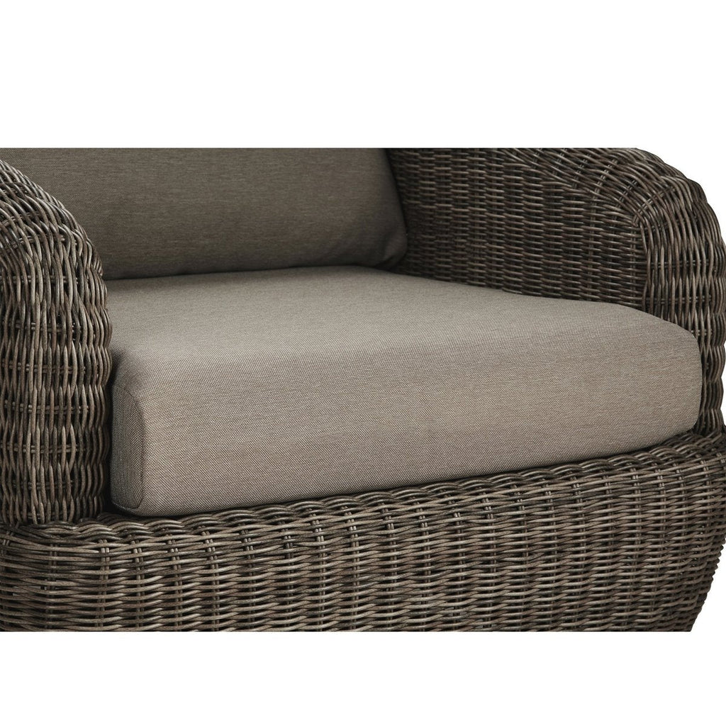Liana Wicker Outdoor Lounge Set