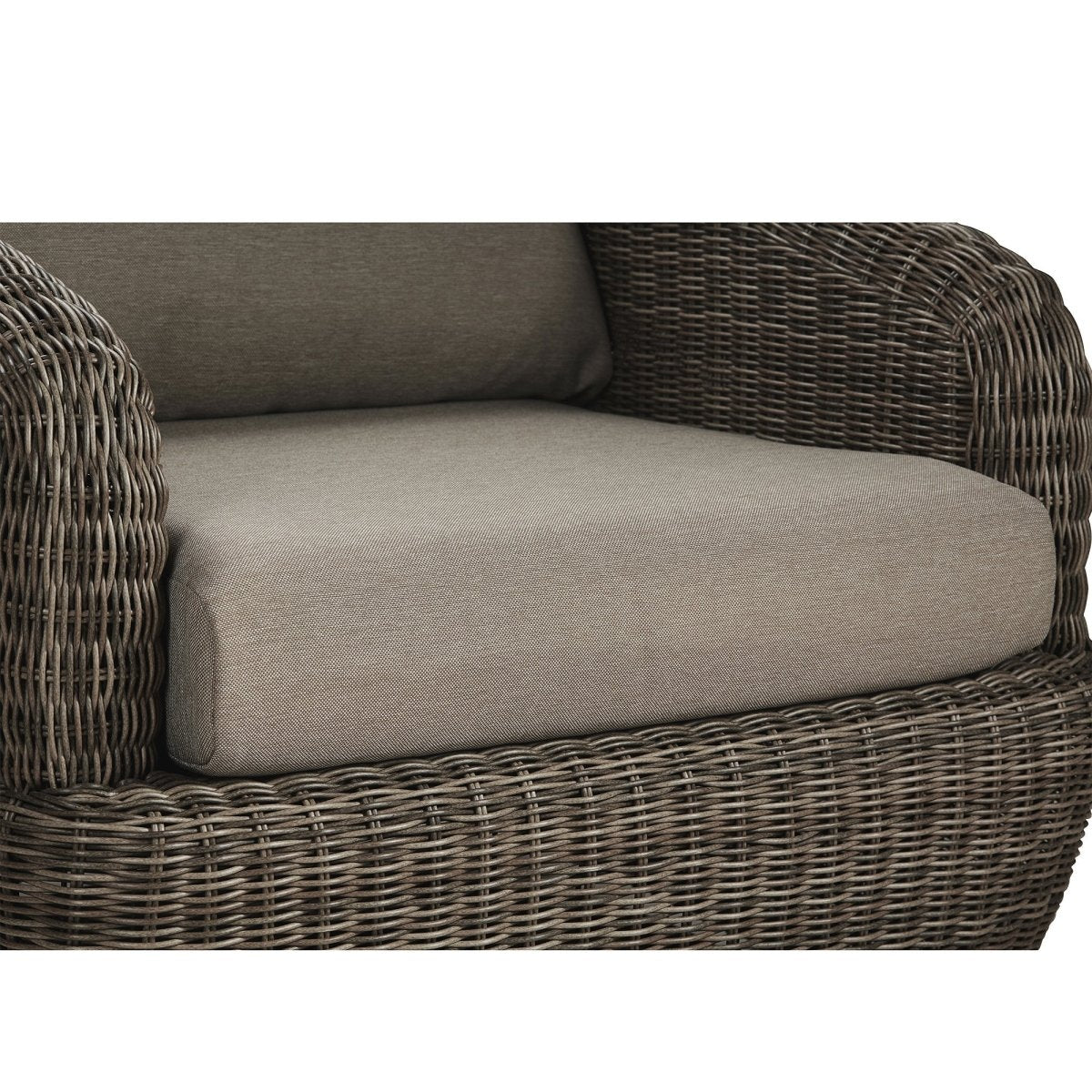 Liana Wicker Outdoor Lounge Set