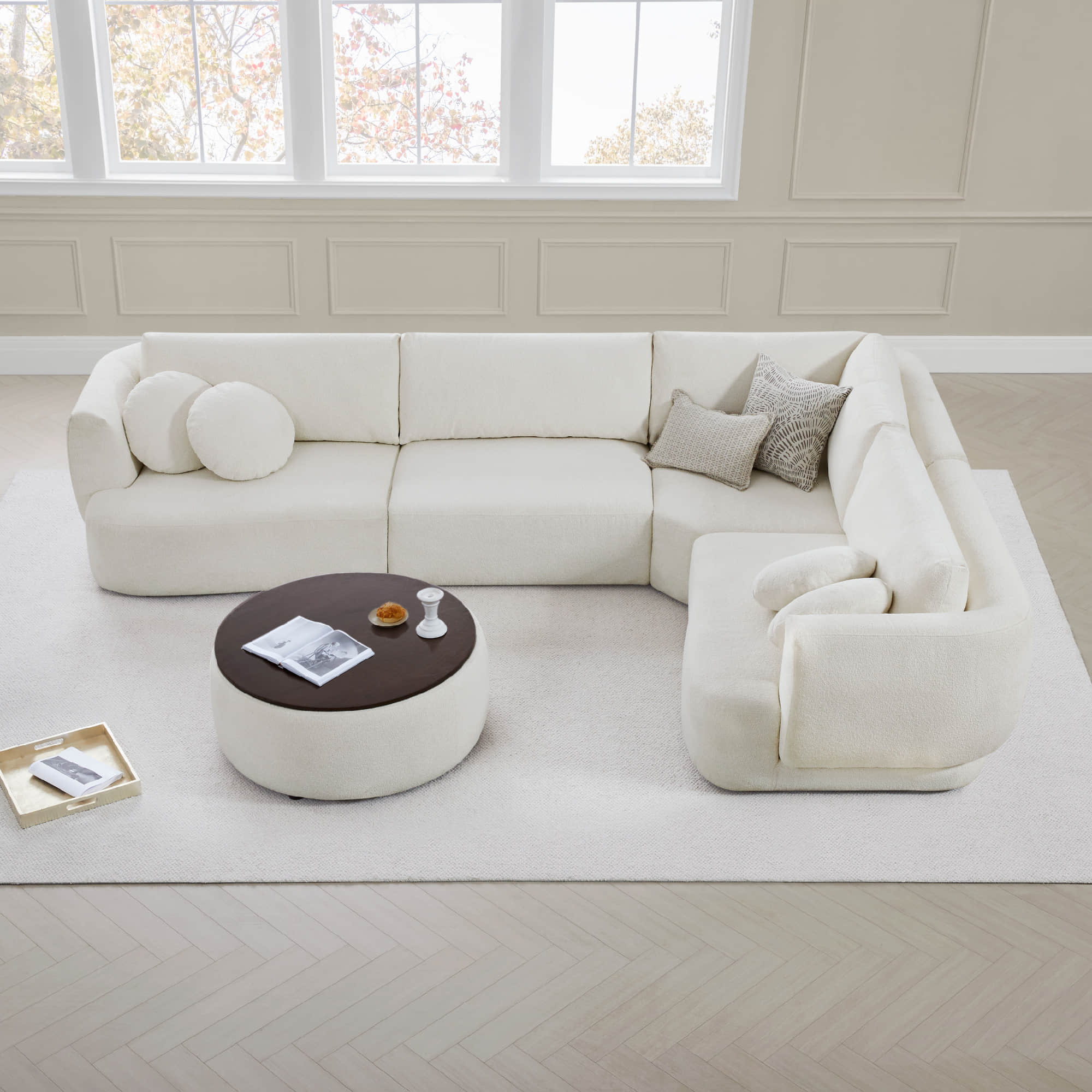 Grace 4-Seat Modular Curved Sofa – Generously Sized Design